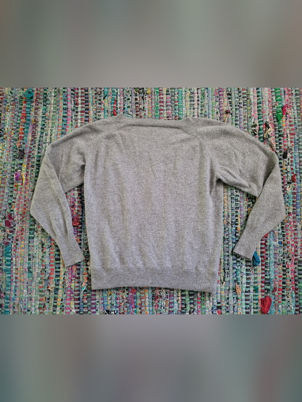 J Crew 100% Cashmere Gray Sweatshirt Style Oversized Sweater S - Picture 3 of 3